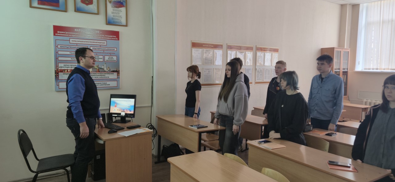 Интеллектуальный марафон  по обществознанию